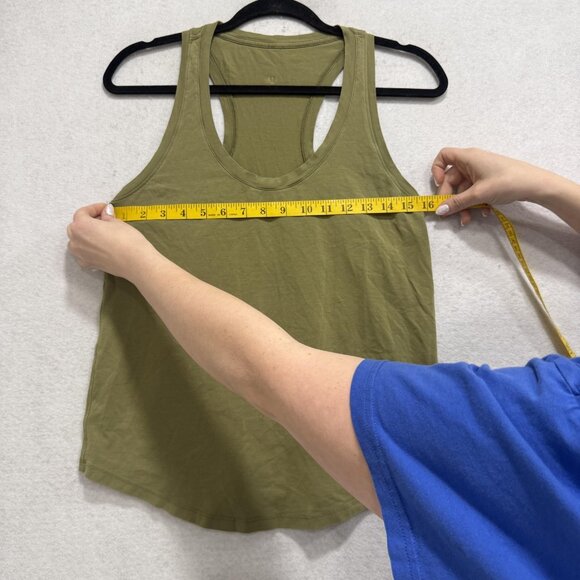 Lululemon Tank Top Womens Medium Green Racerback Athletic Workout Shirt Casual - Picture 3 of 5